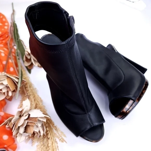 Diane Von Furstenberg Black Leather Platform Thick Heels Sz 8m - Picture 7 of 13